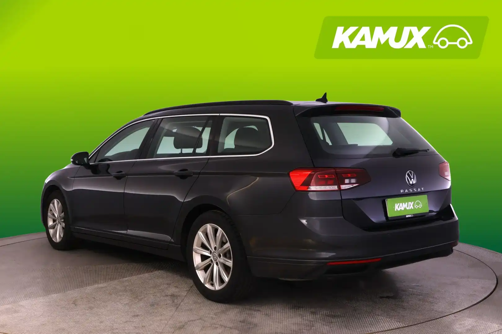 Volkswagen Passat 2021, photo 5/50