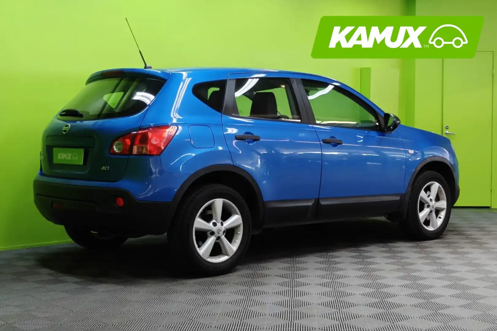 car-image