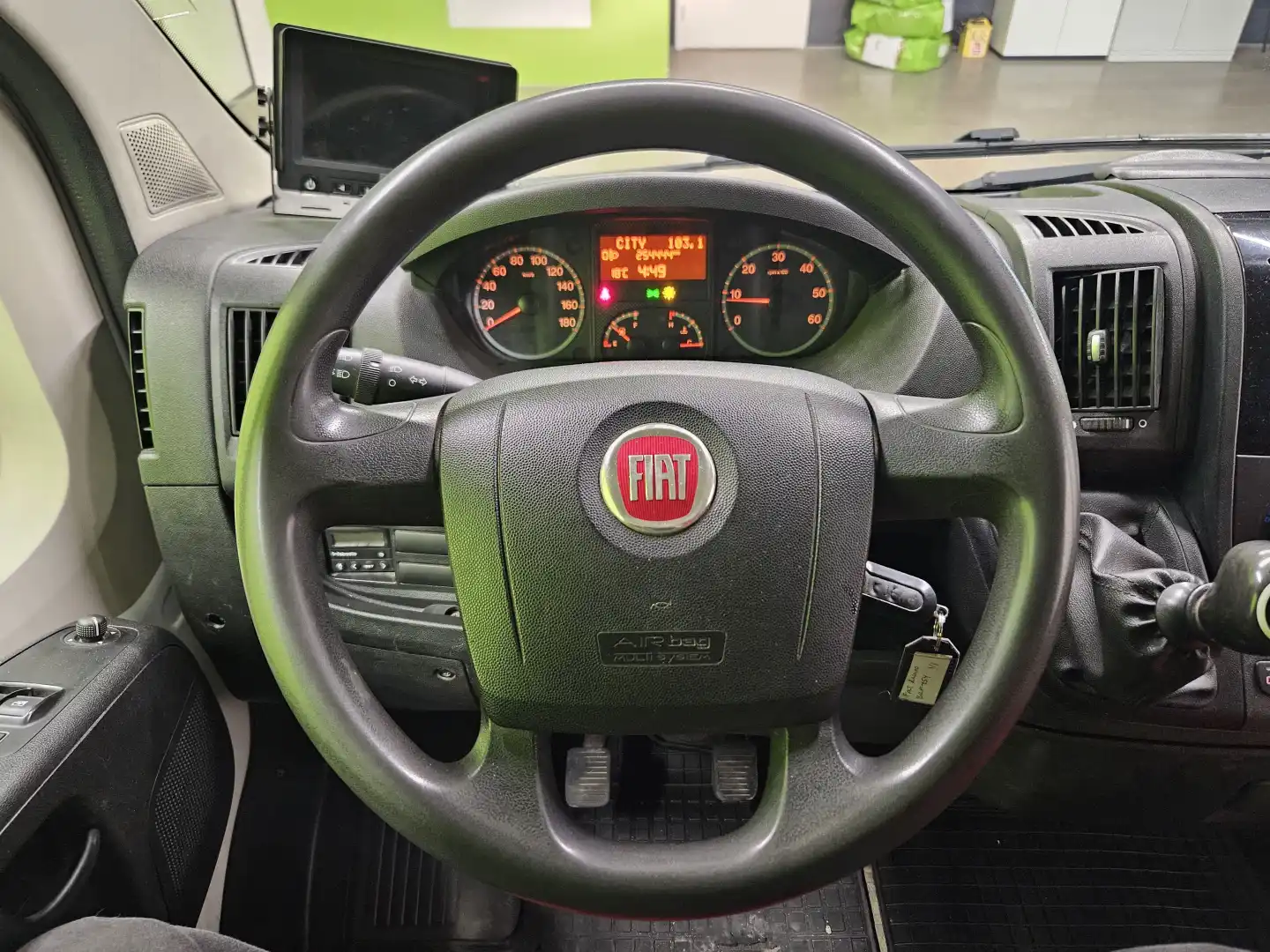 car-image