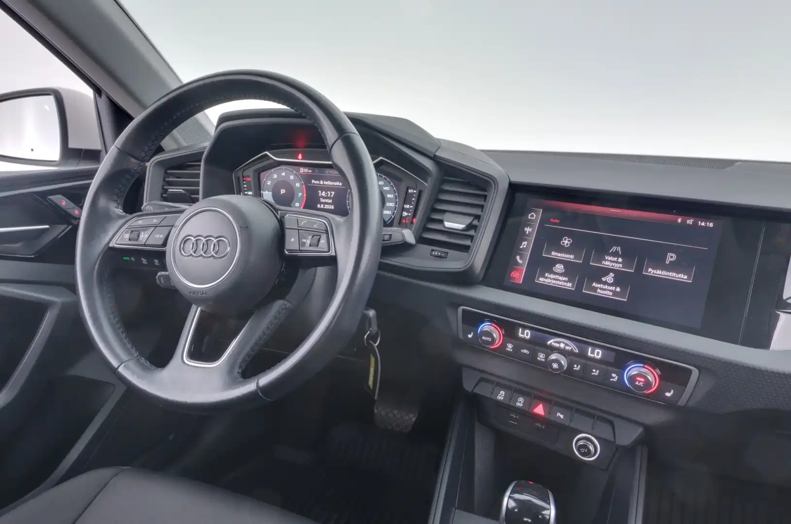 car-image