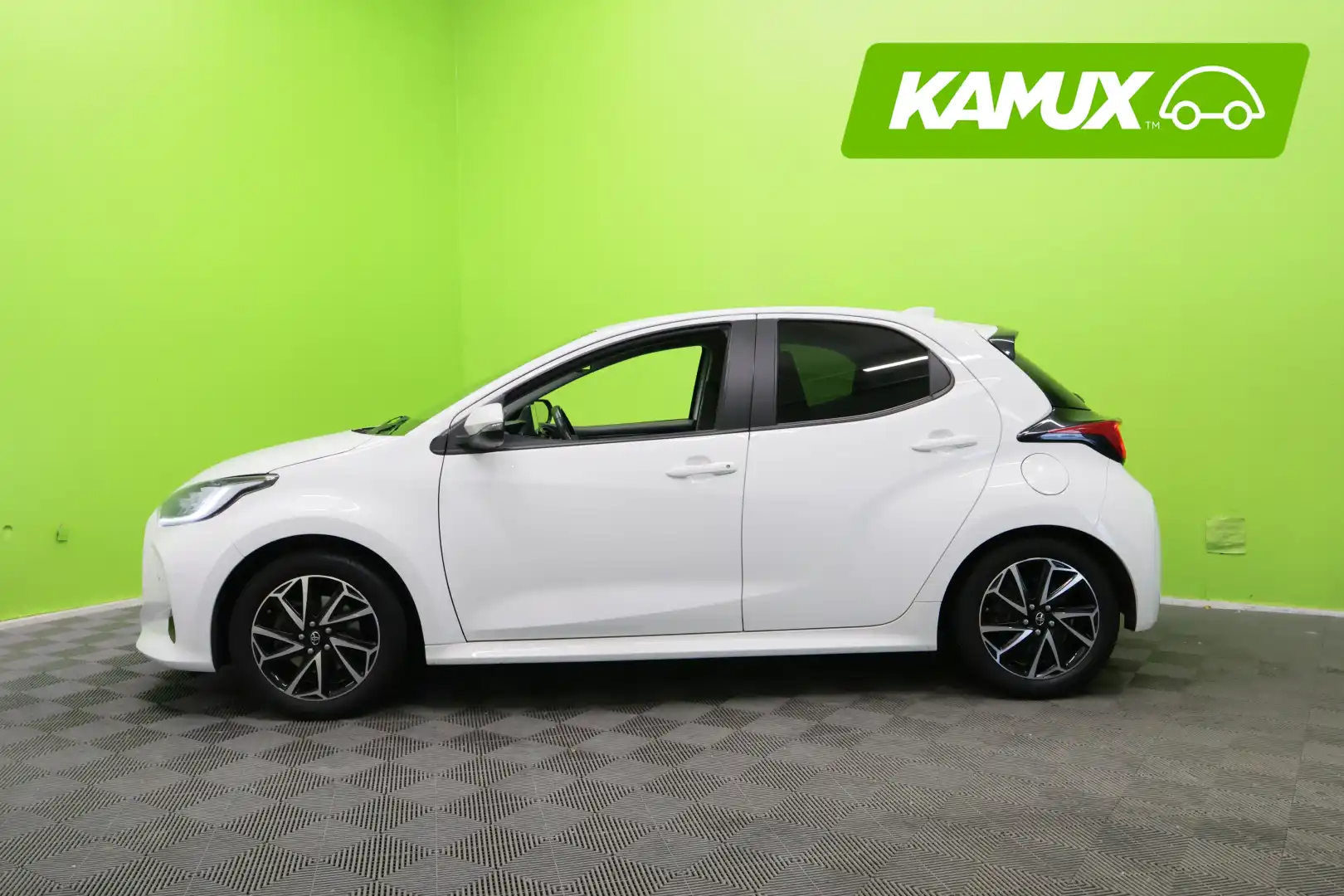 car-image