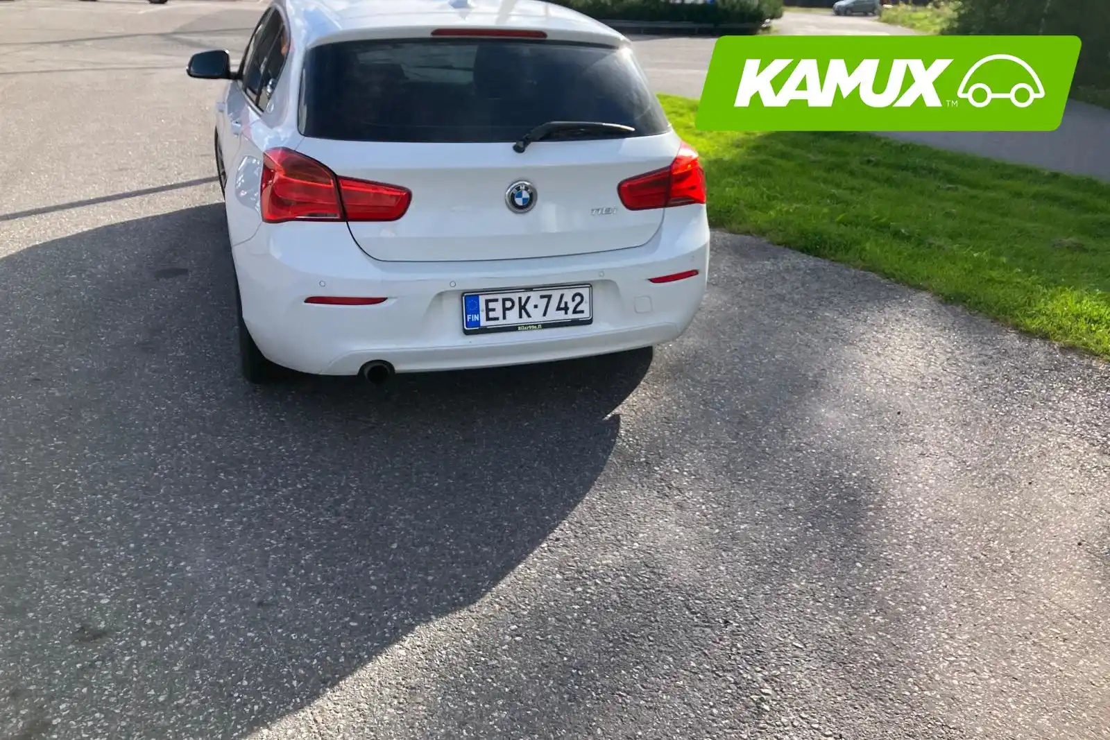 car-image