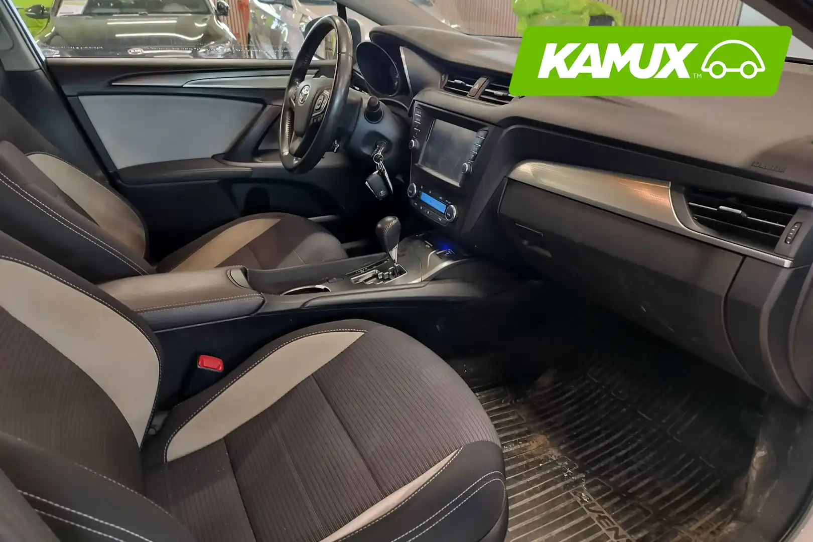 car-image