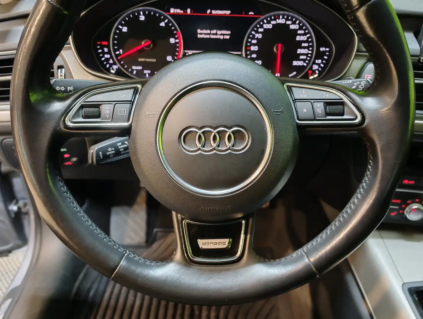 car-image