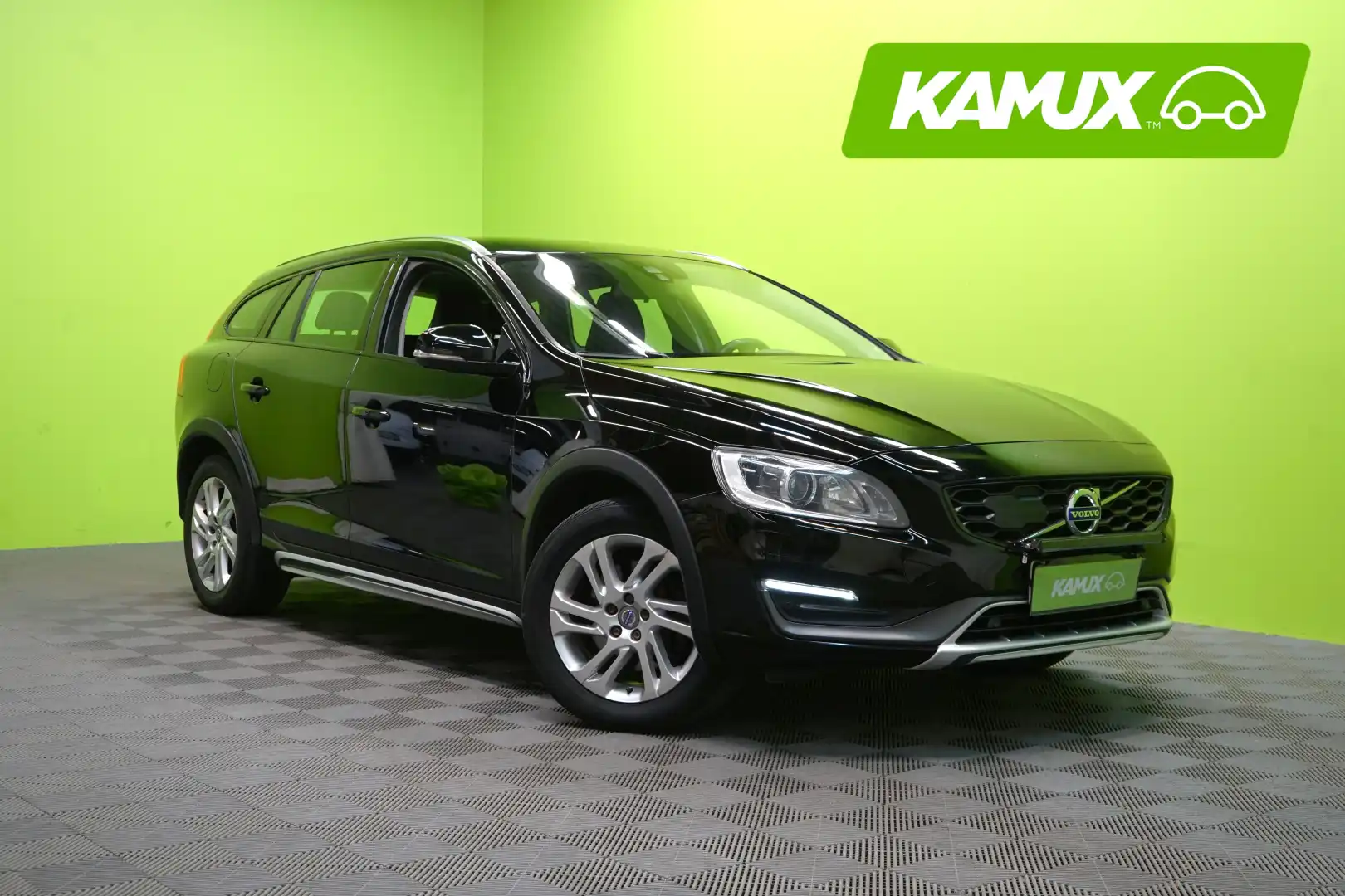 Volvo V60 Cross Country D3 Business aut 2016, photo 2/44