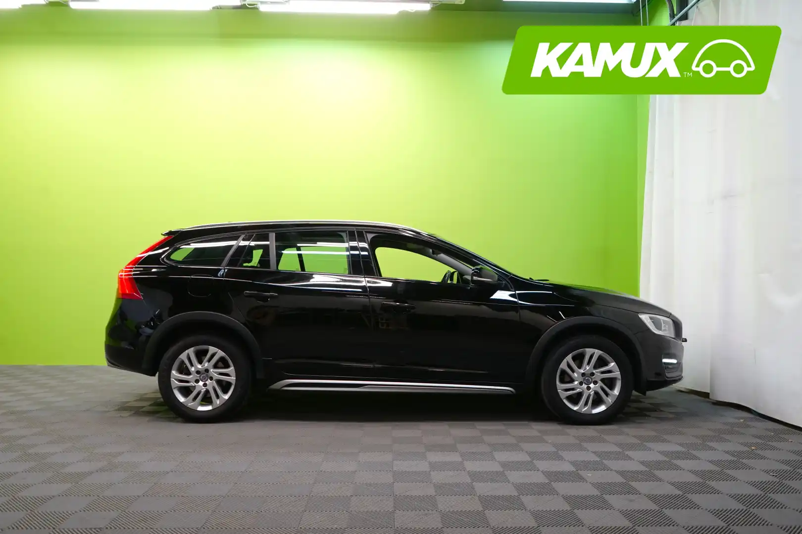 Volvo V60 Cross Country D3 Business aut 2016, photo 3/44