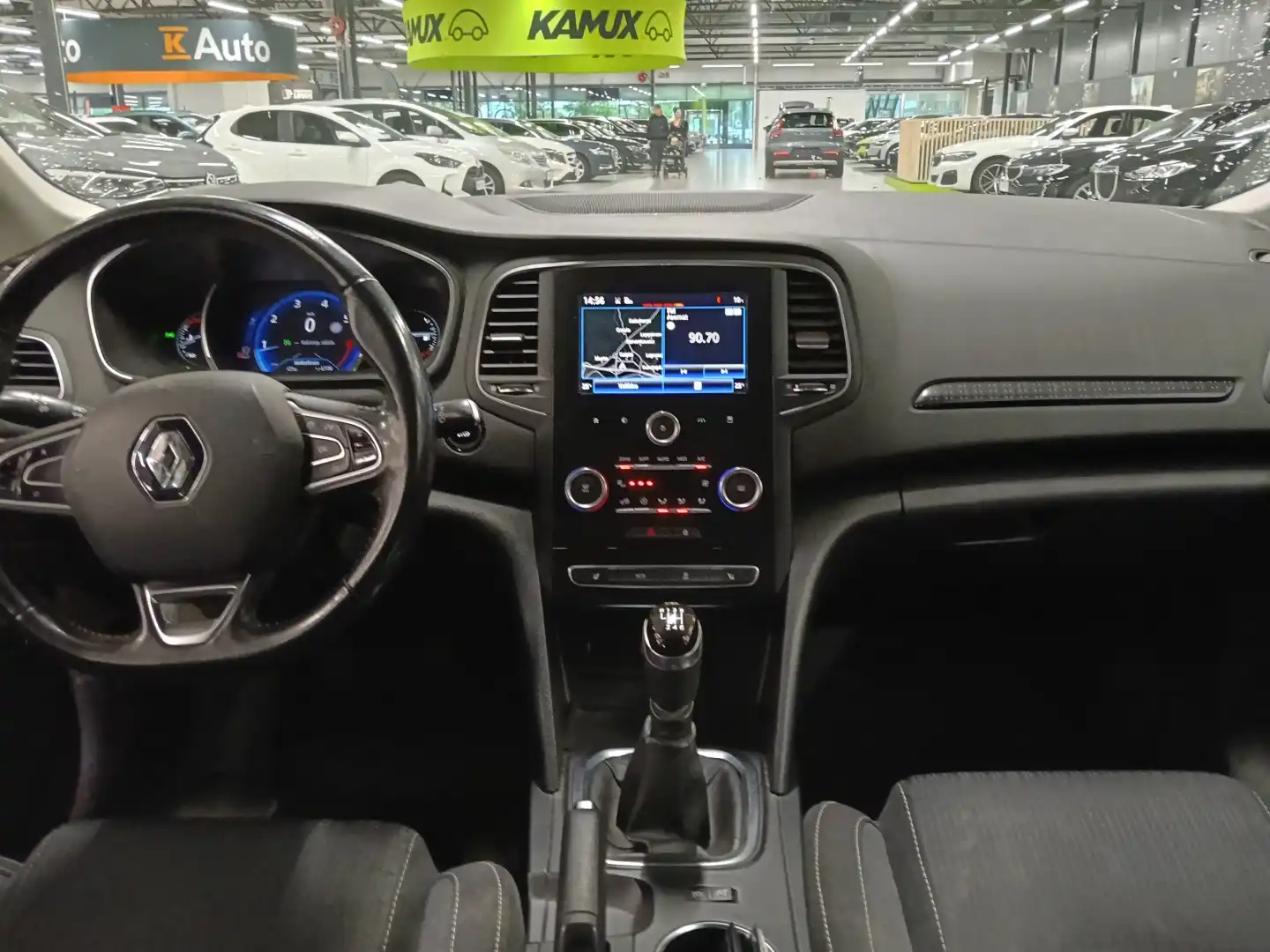 car-image