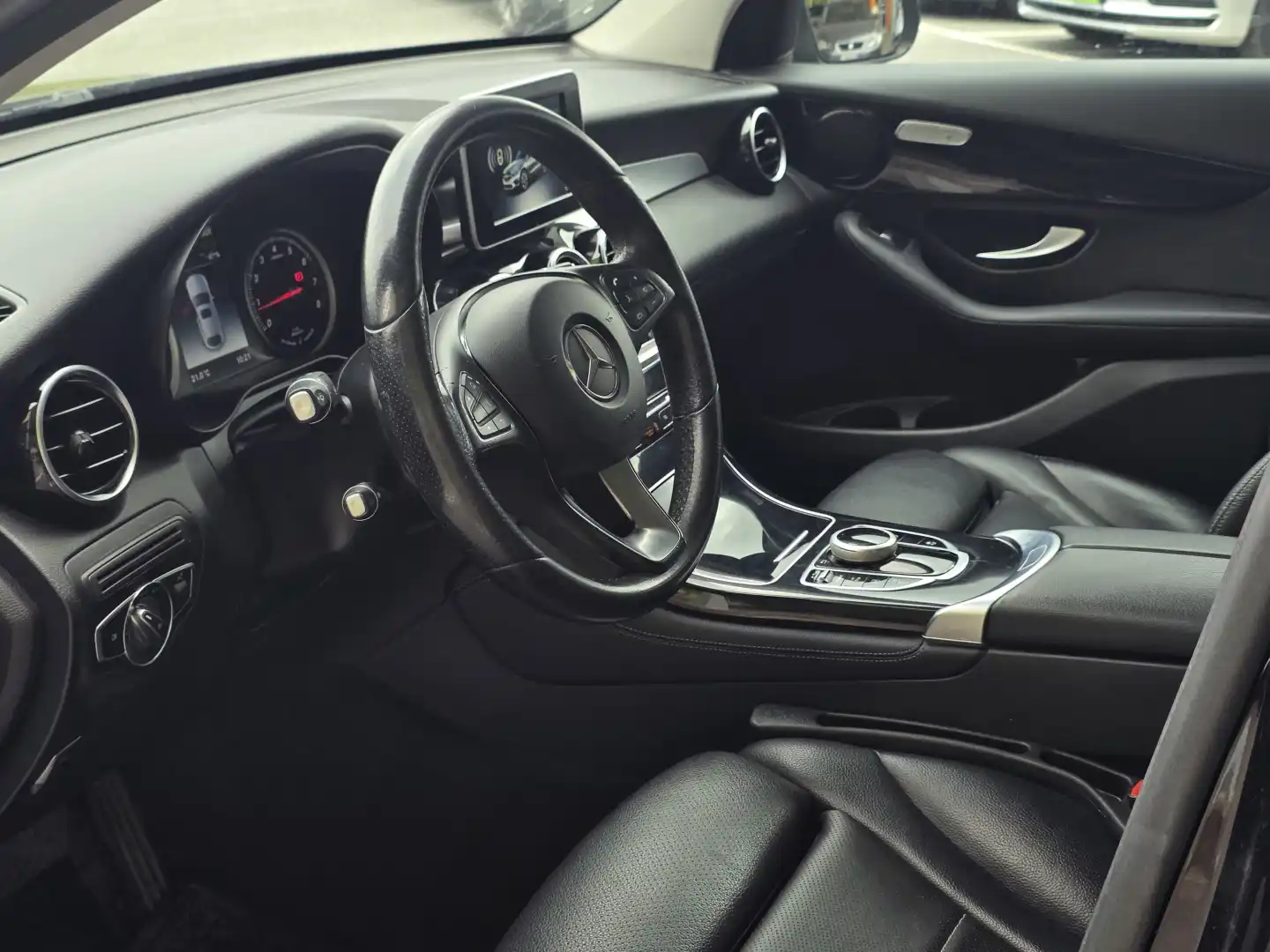 Mercedes-Benz GLC 2018, photo 4/9