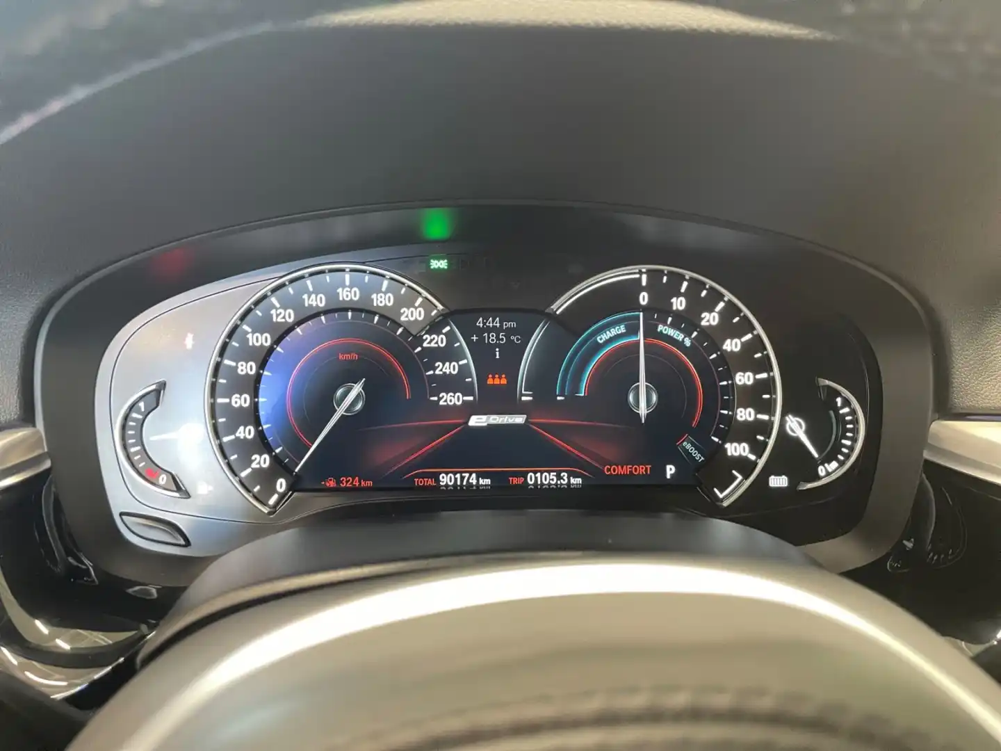 car-image