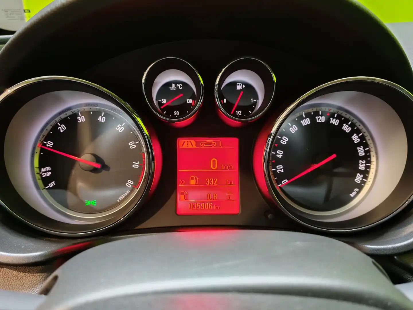 car-image