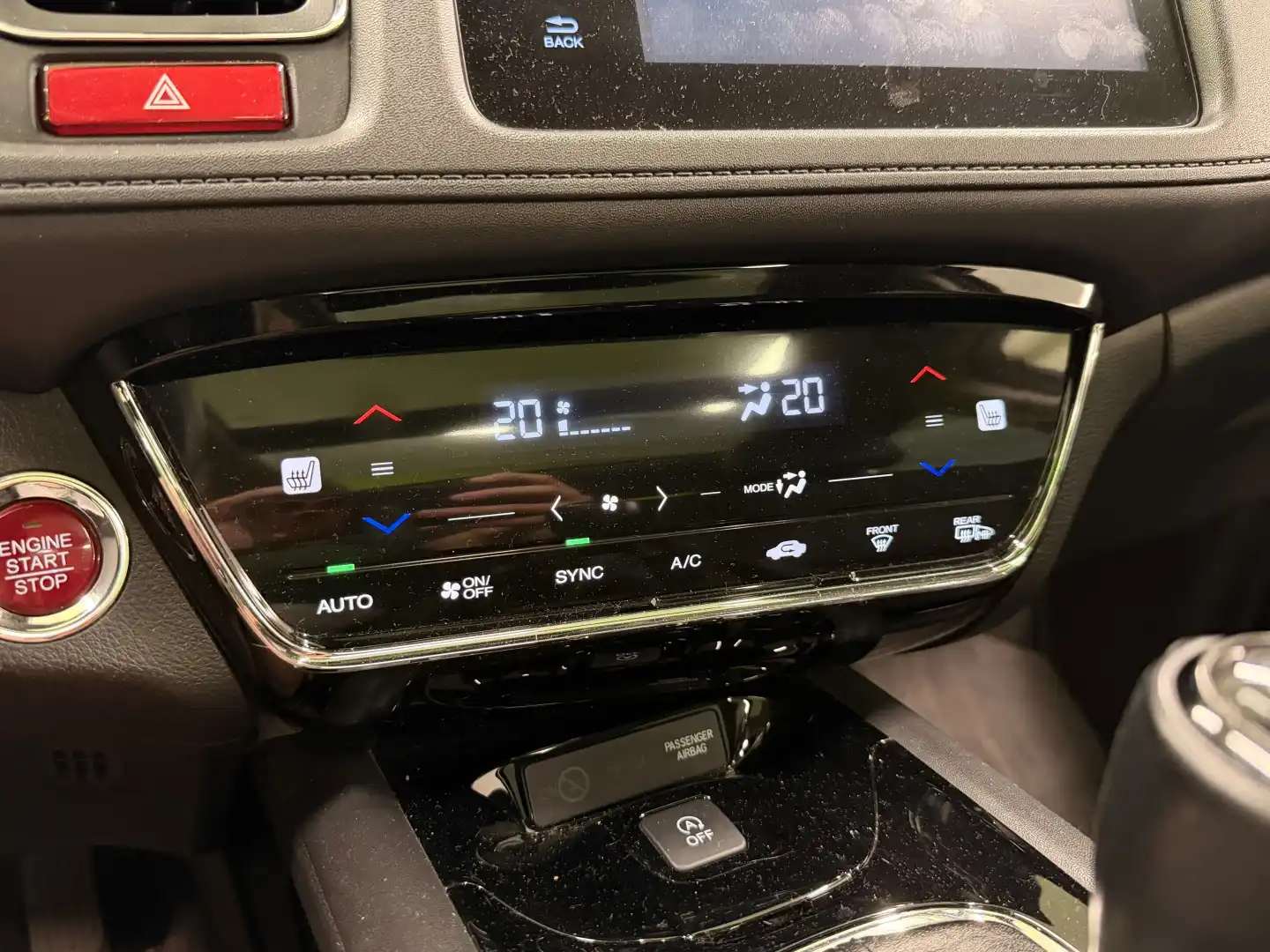 car-image