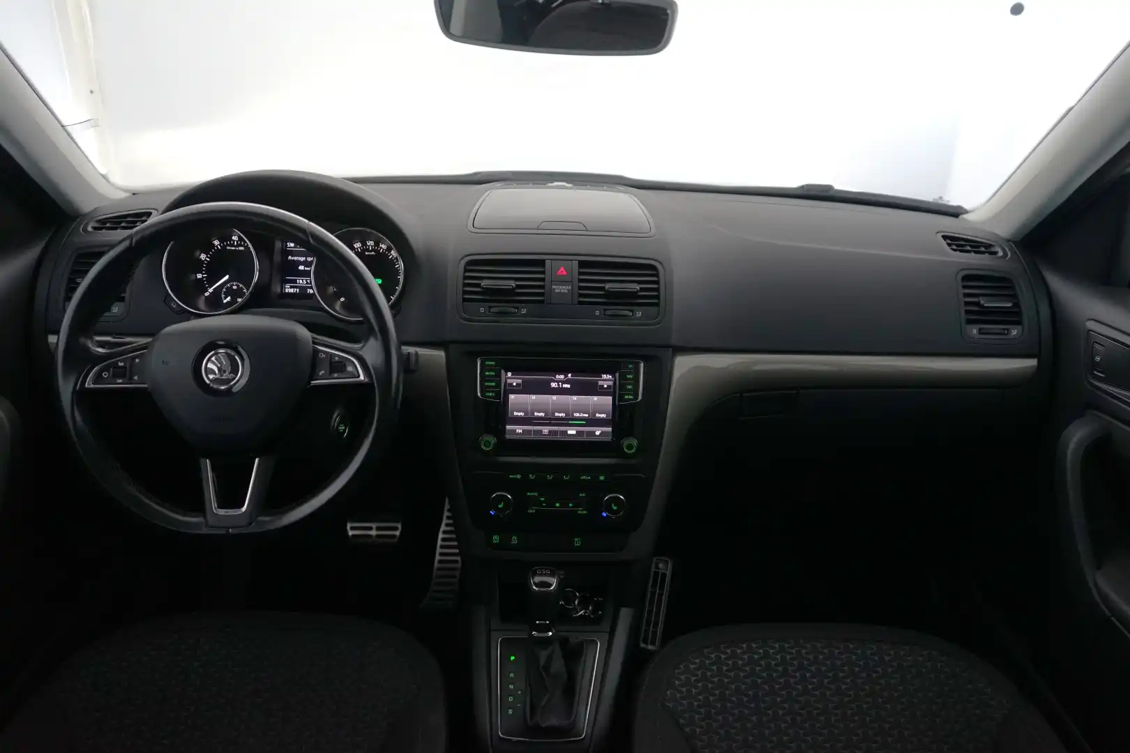 car-image