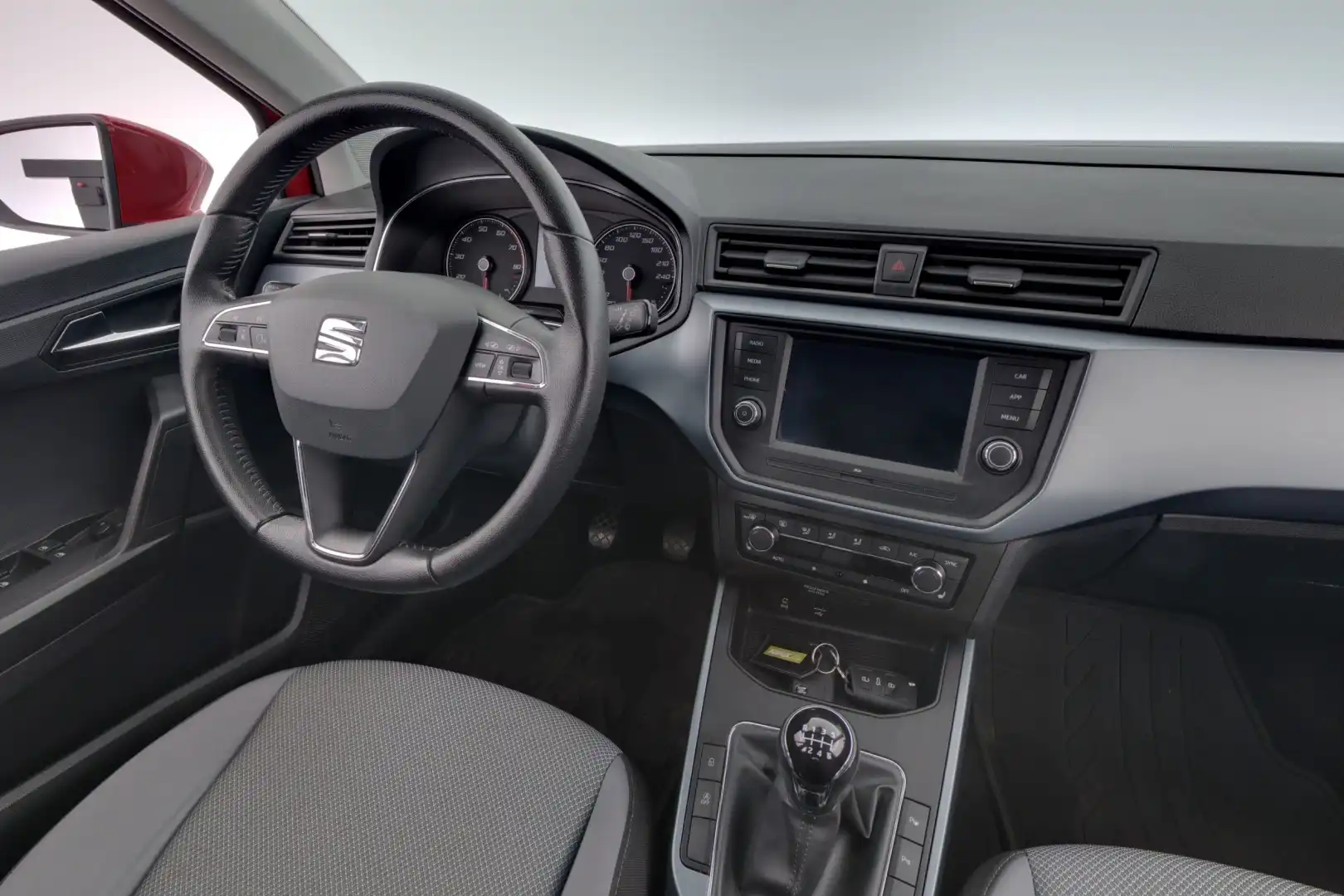 car-image