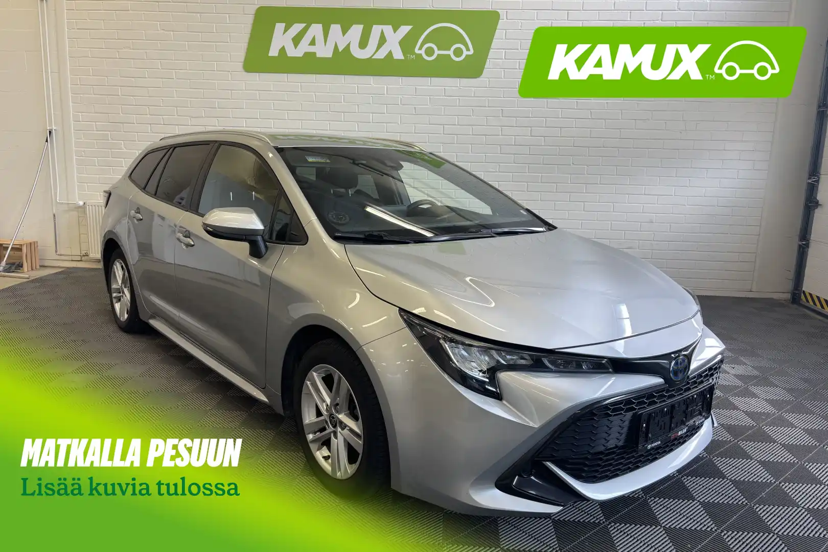 Toyota Corolla 1.8 Hybrid Active 2022, photo 2/6