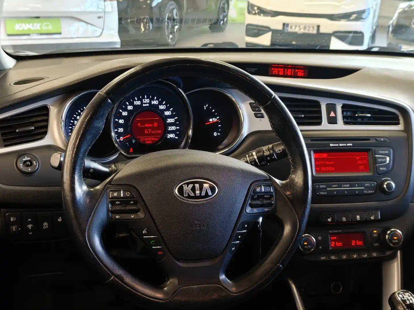 car-image