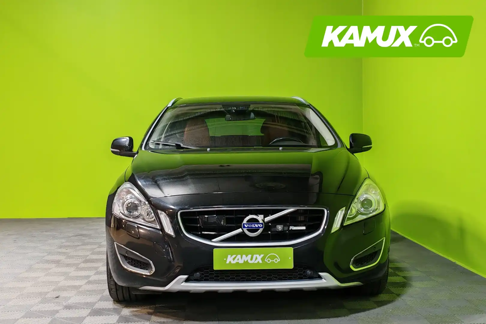 Volvo V60 T3 R-Design 2011, photo 7/50