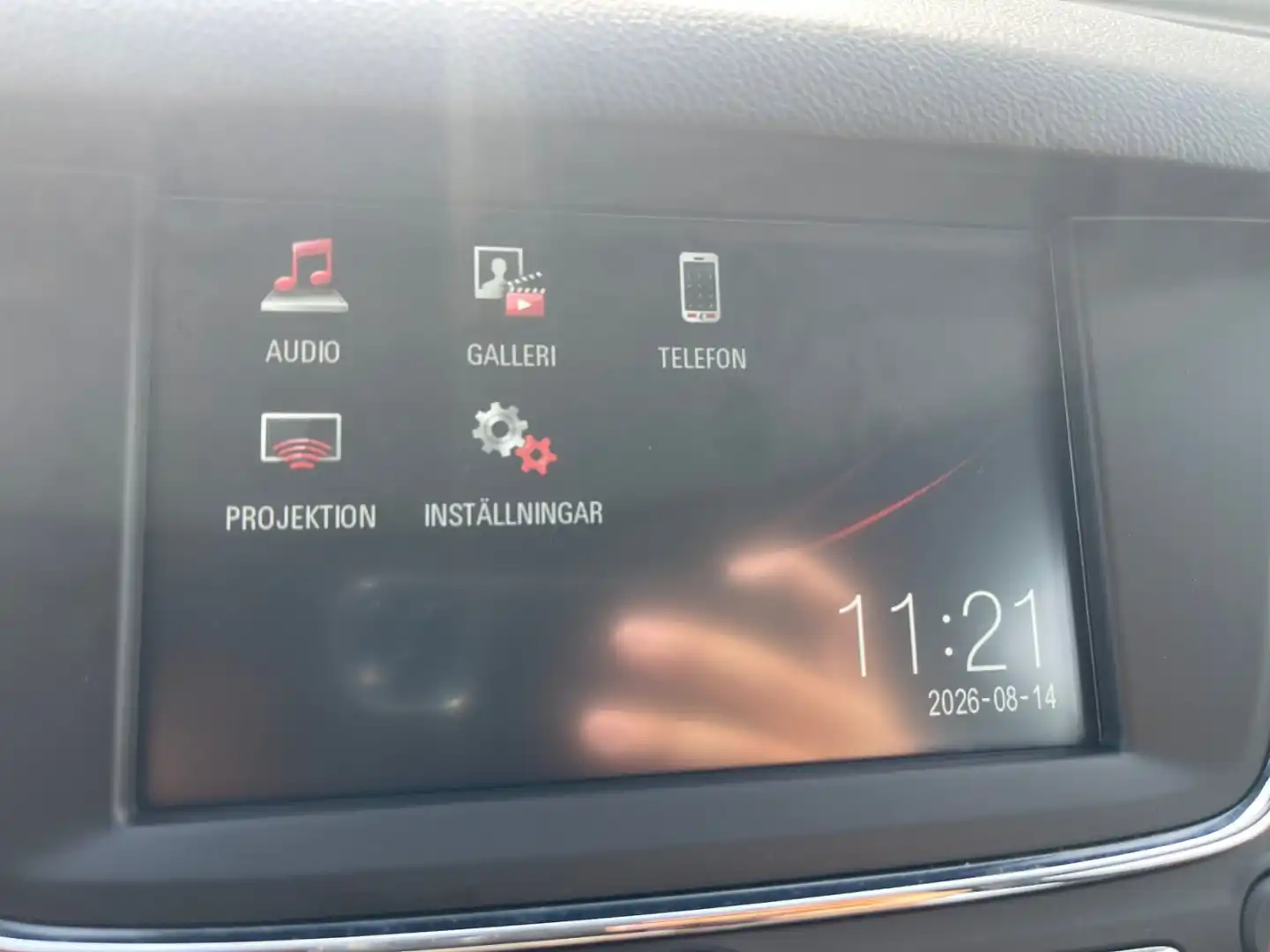 car-image