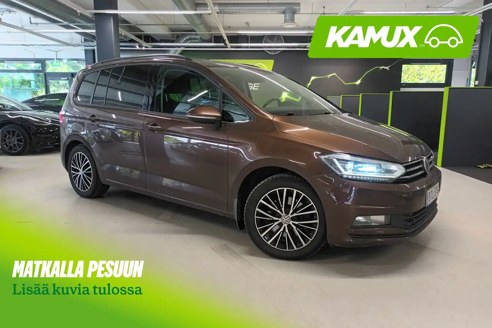 Volkswagen Touran 2015, photo 2/8