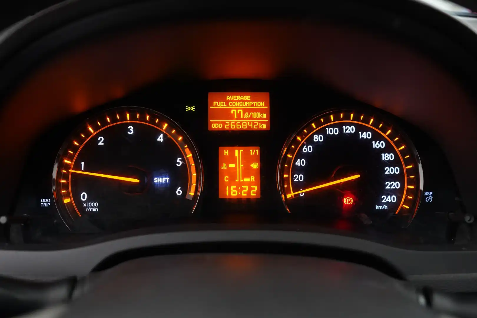 car-image