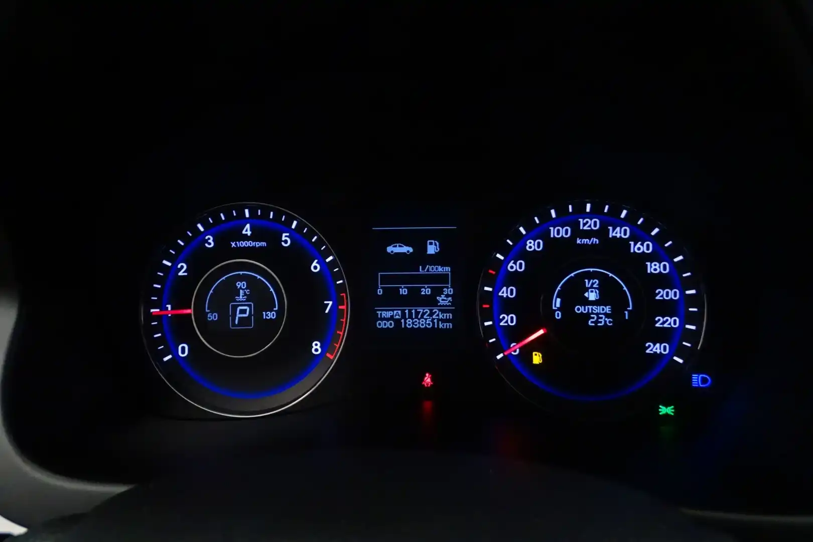 car-image