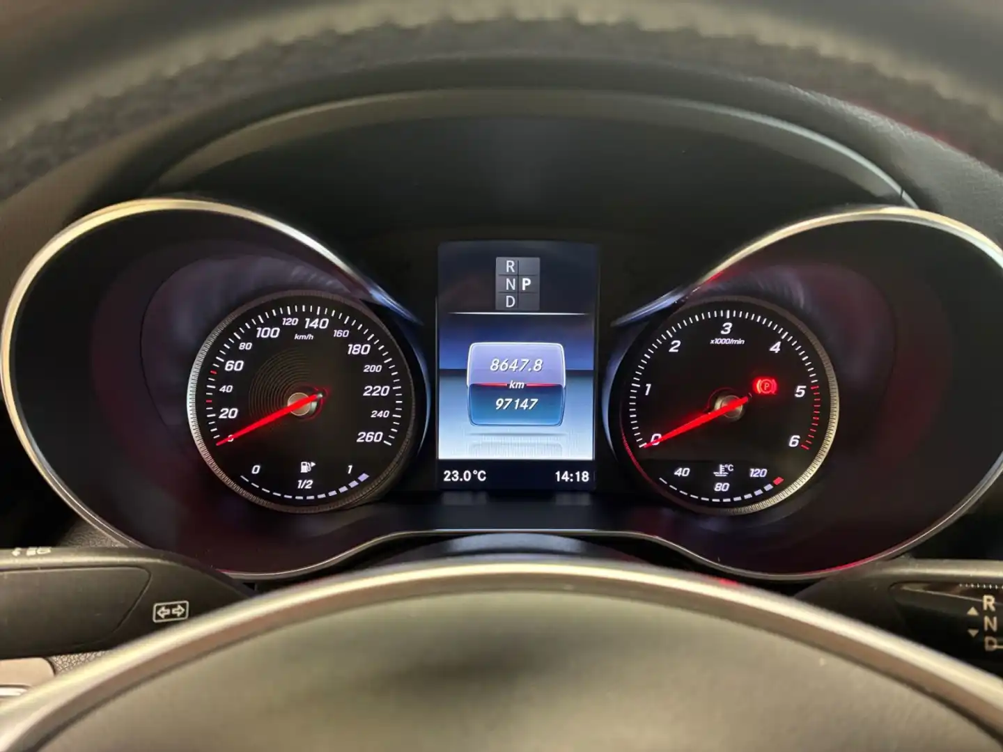 car-image