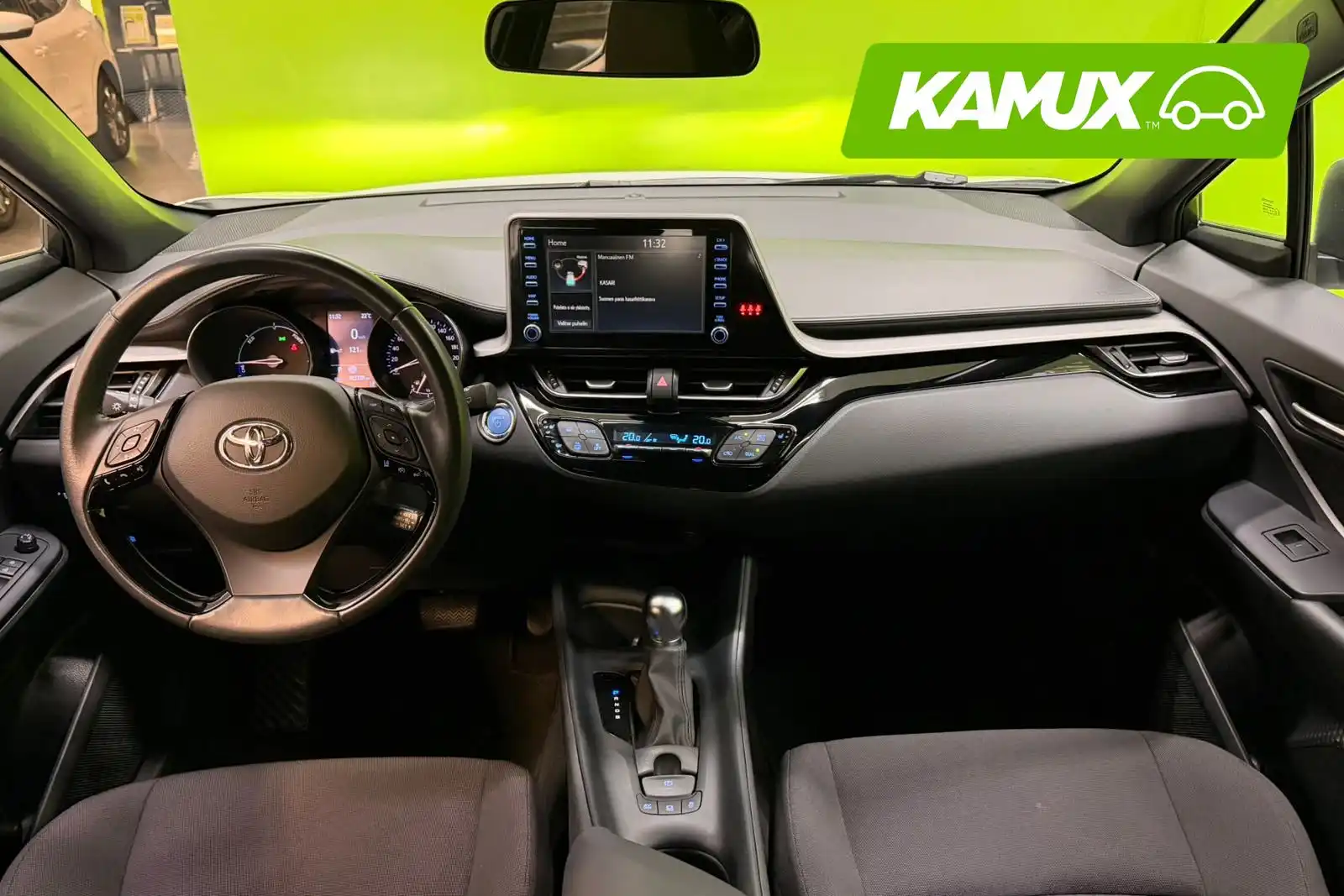car-image