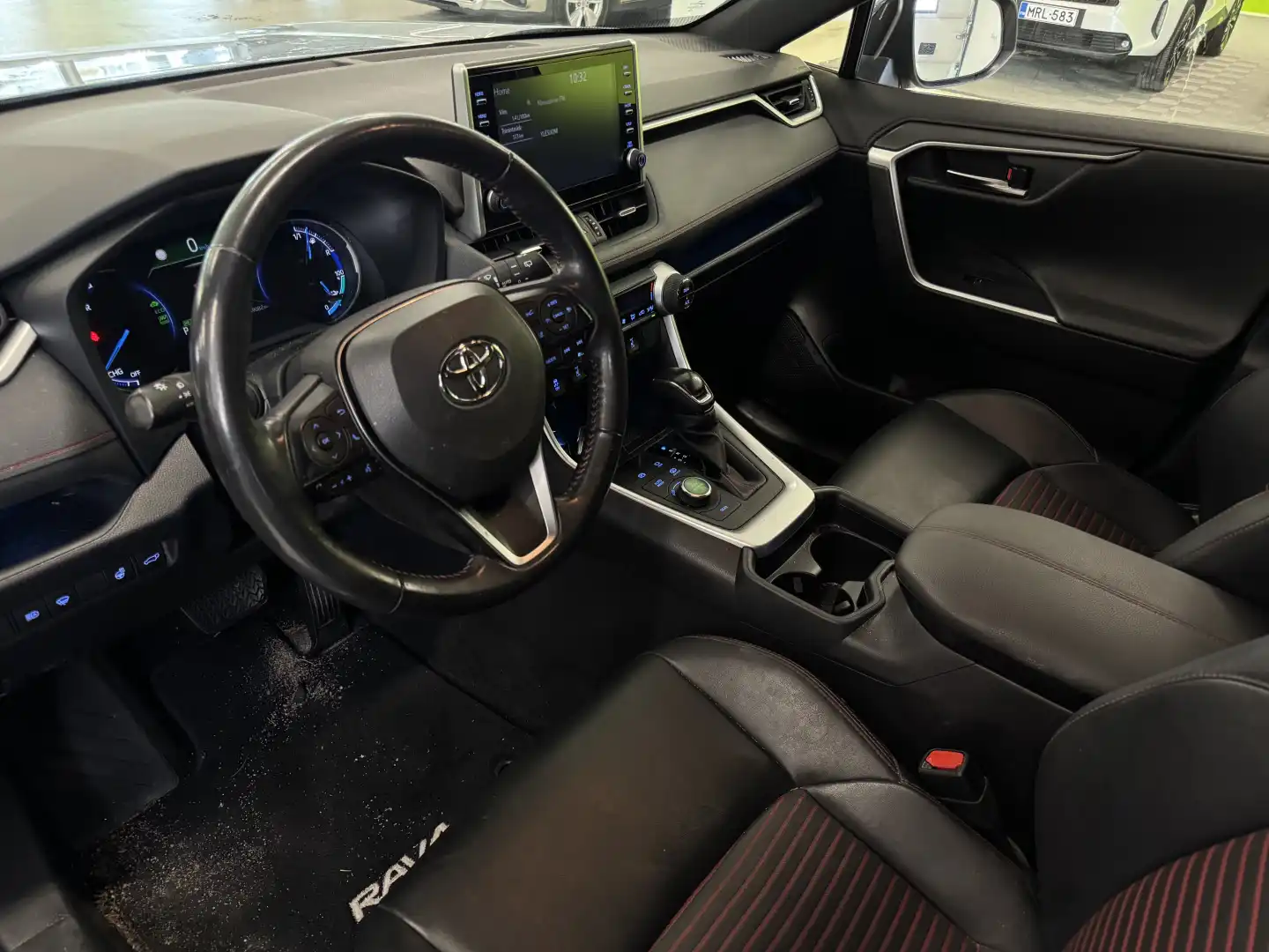 car-image