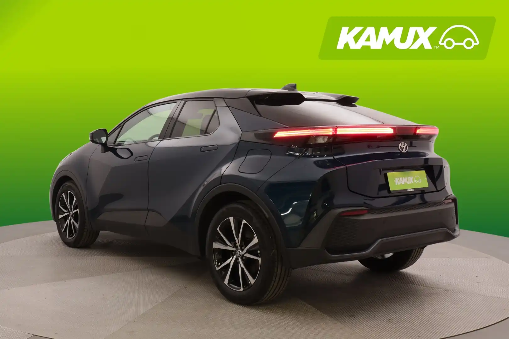 car-image
