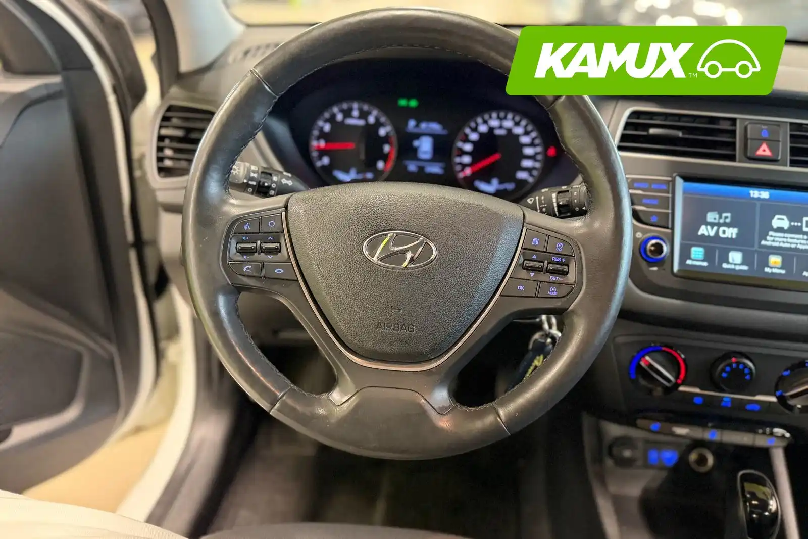 car-image