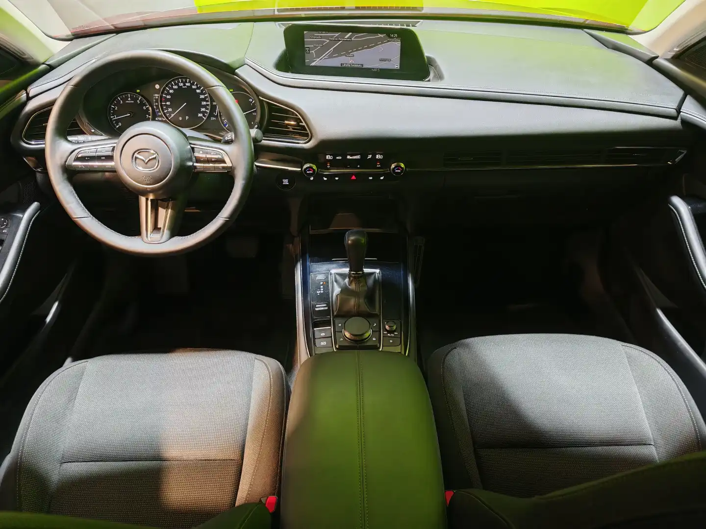 car-image