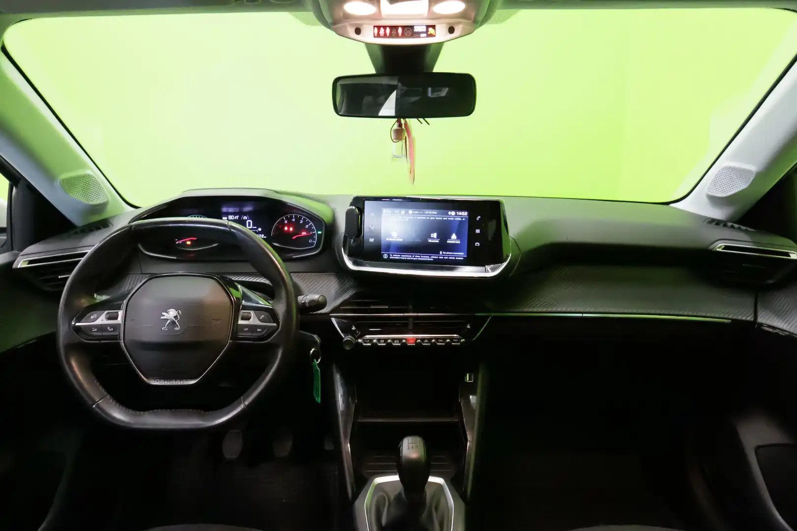 car-image