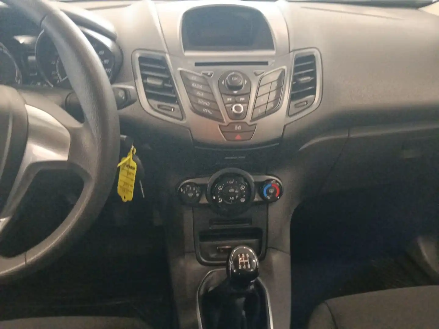 car-image