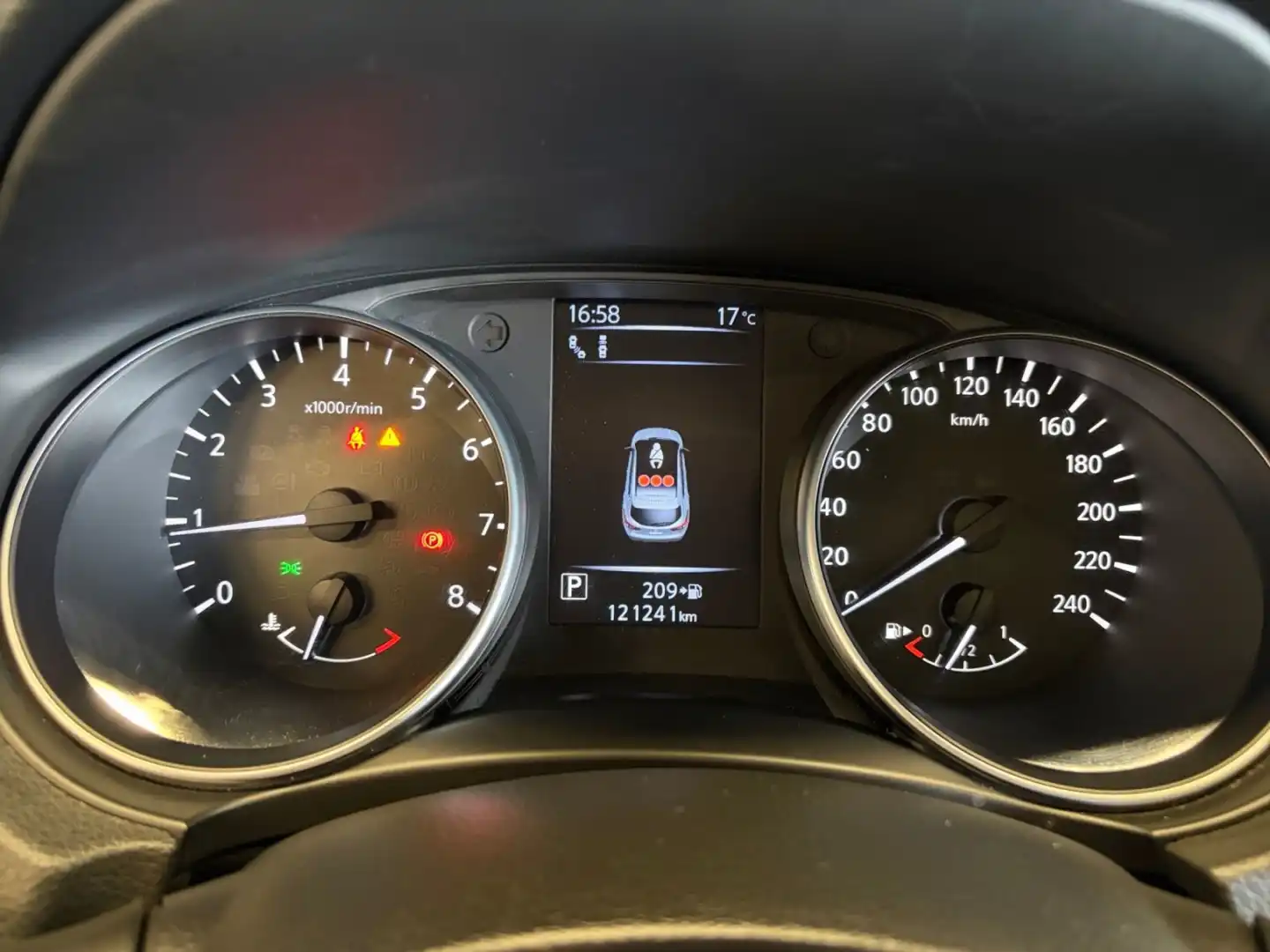 car-image