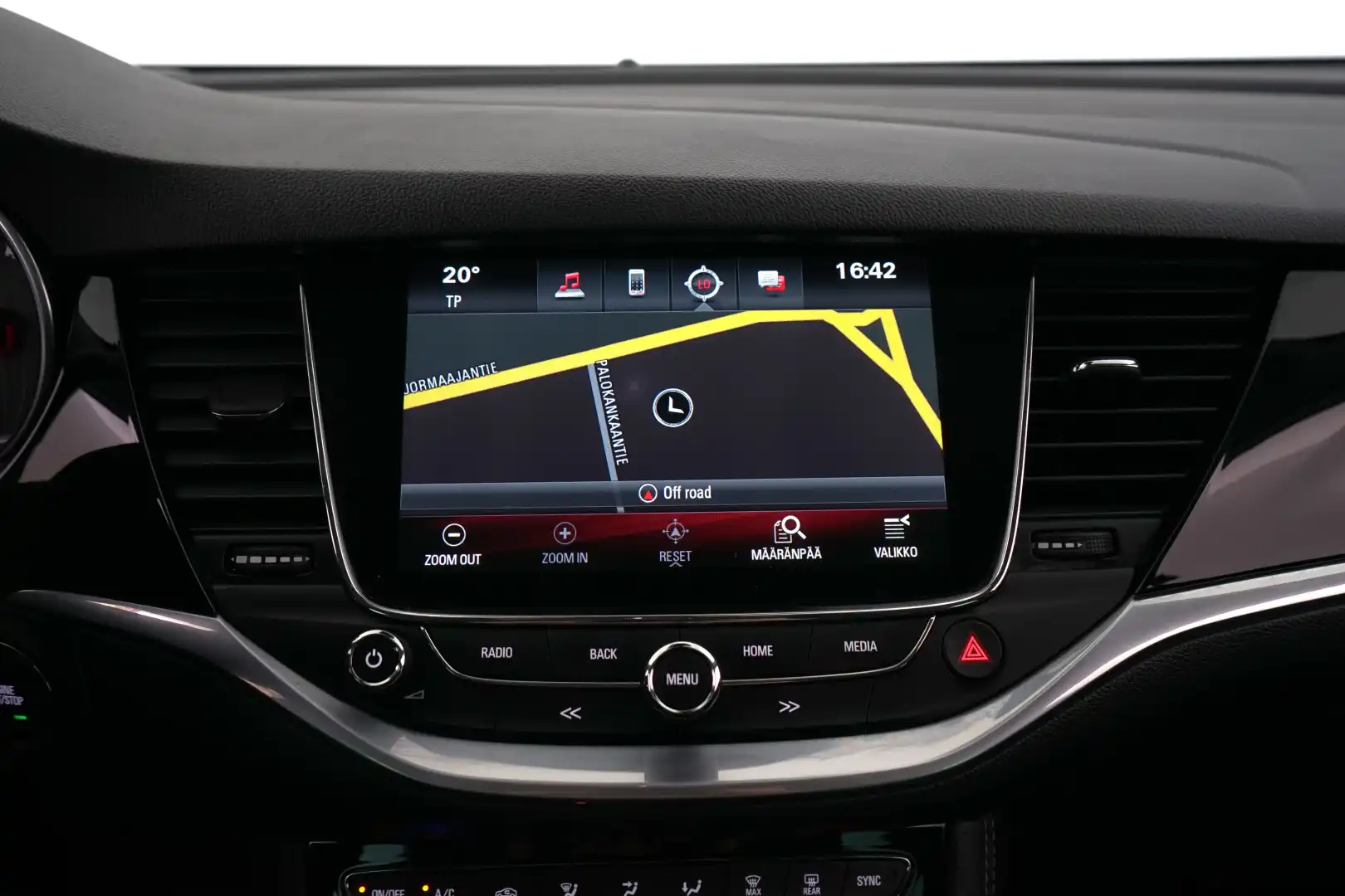 car-image