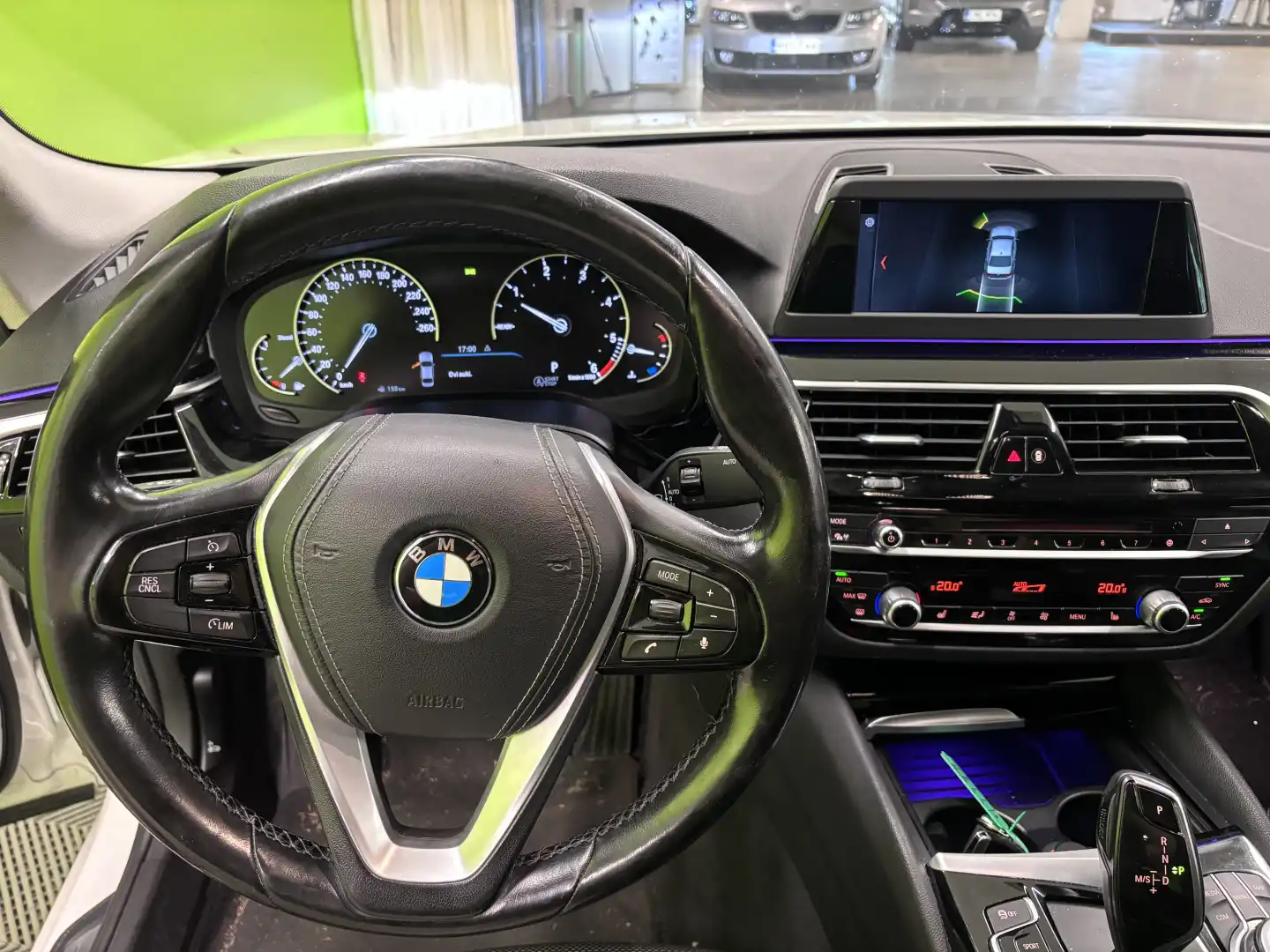 car-image