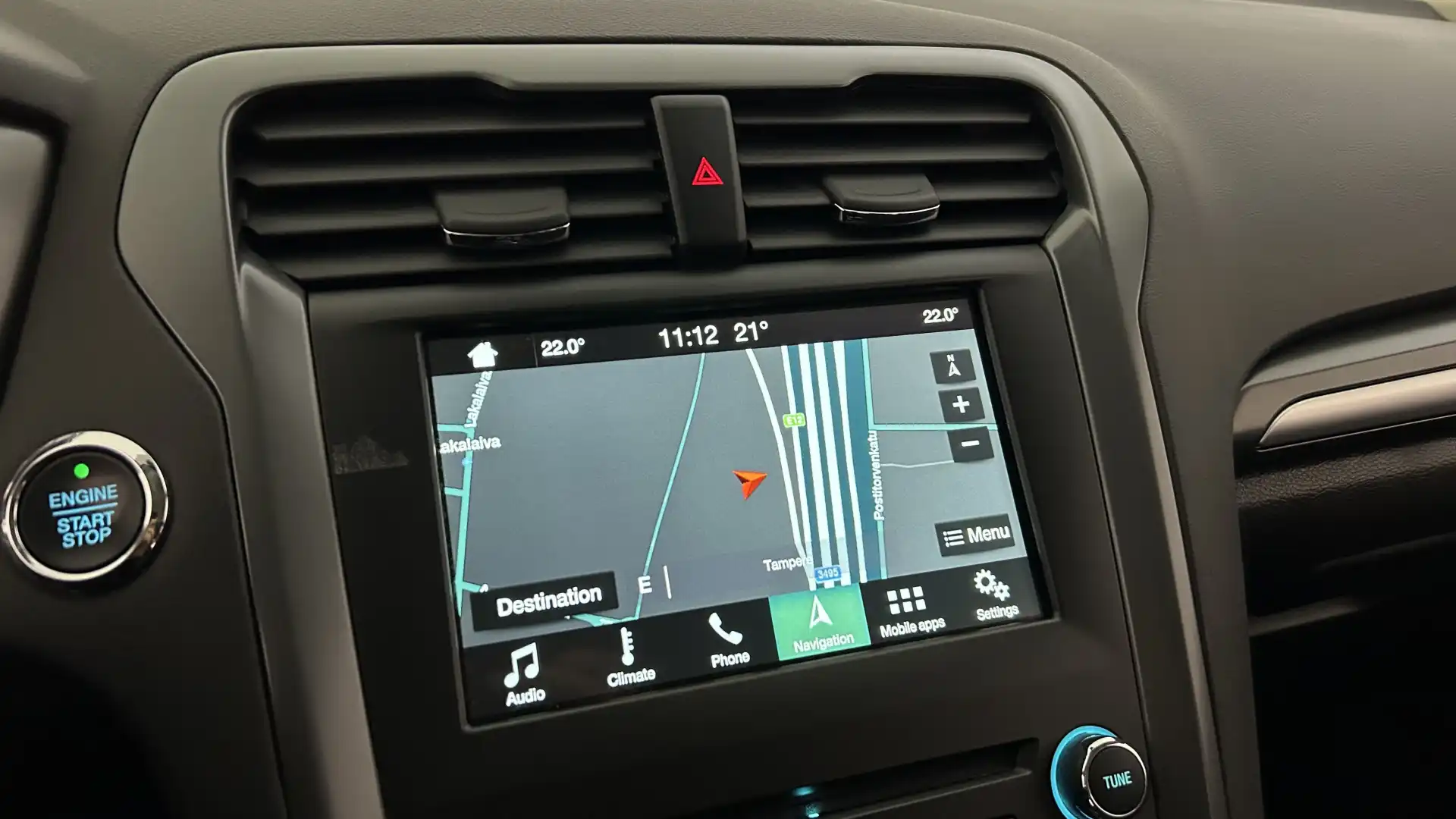 car-image
