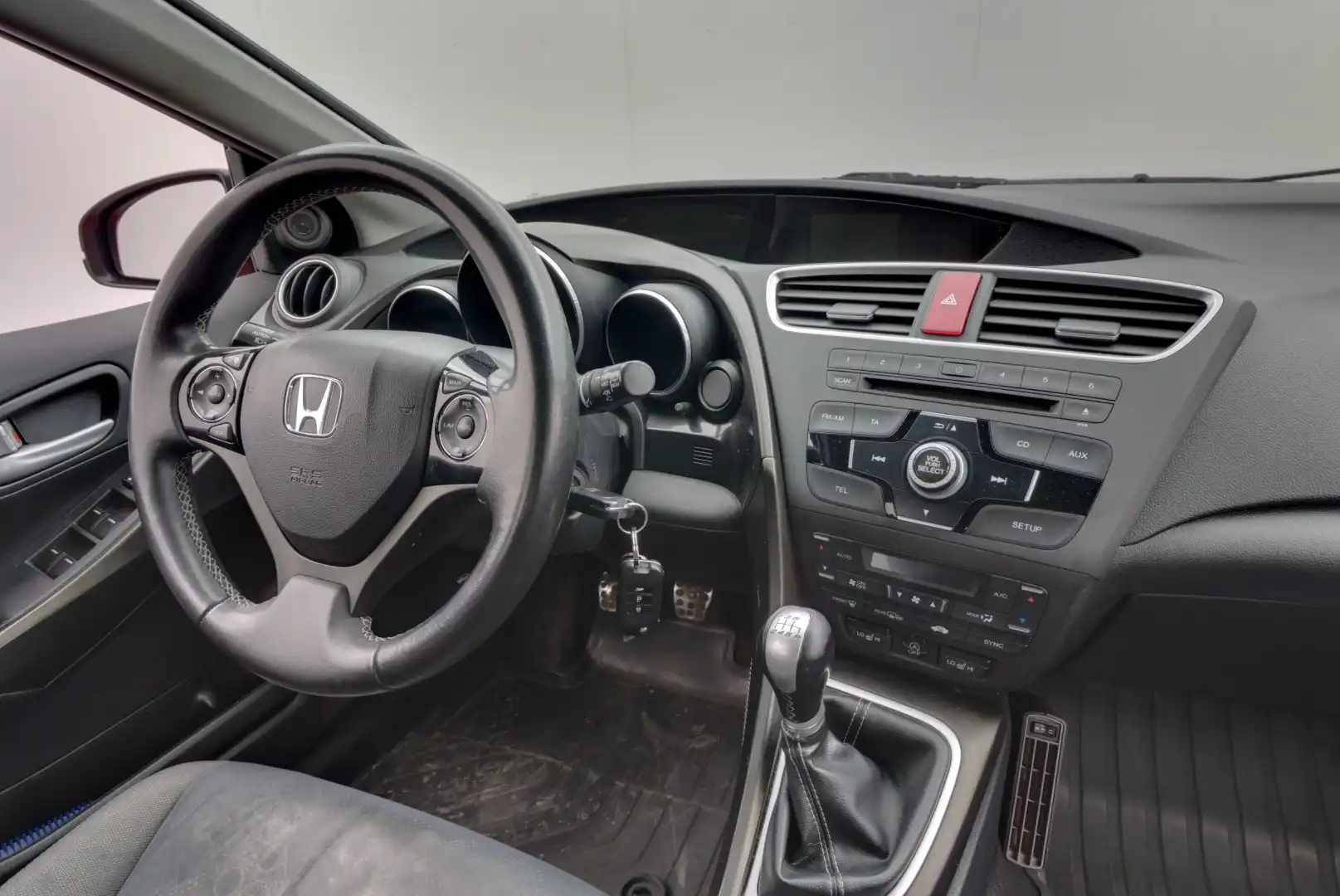 car-image