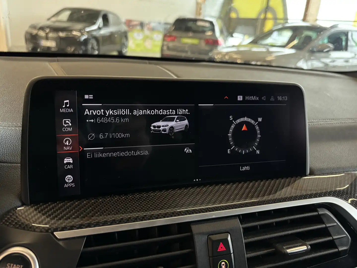 car-image