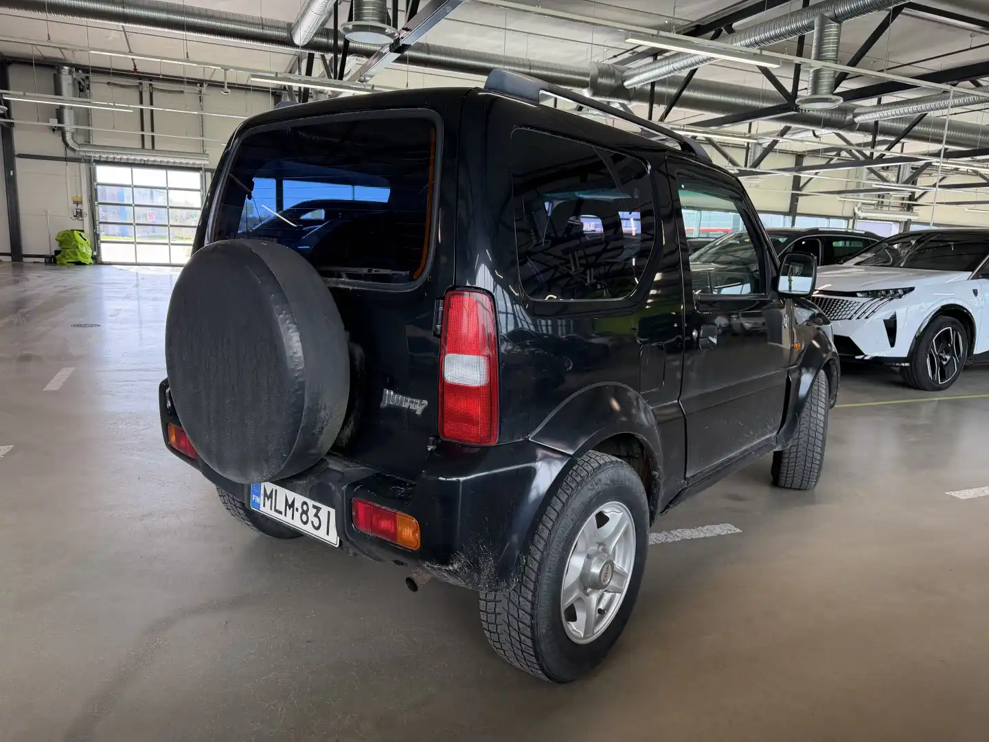 car-image