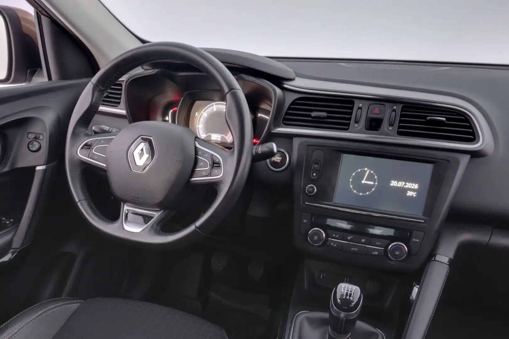 car-image