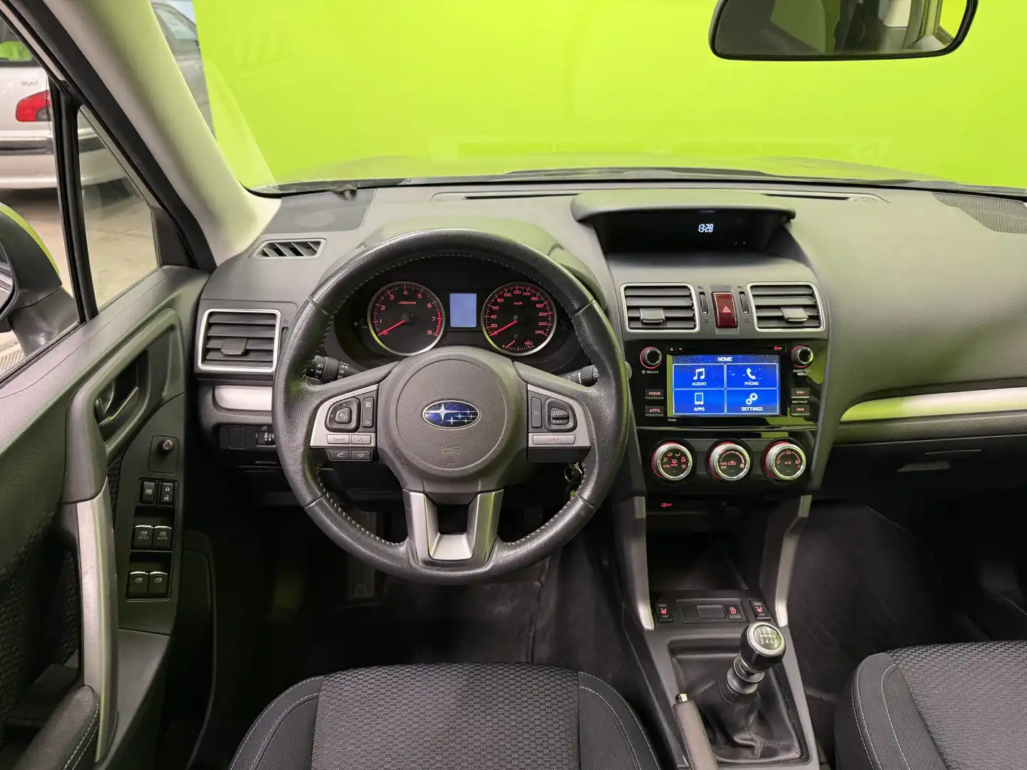 car-image