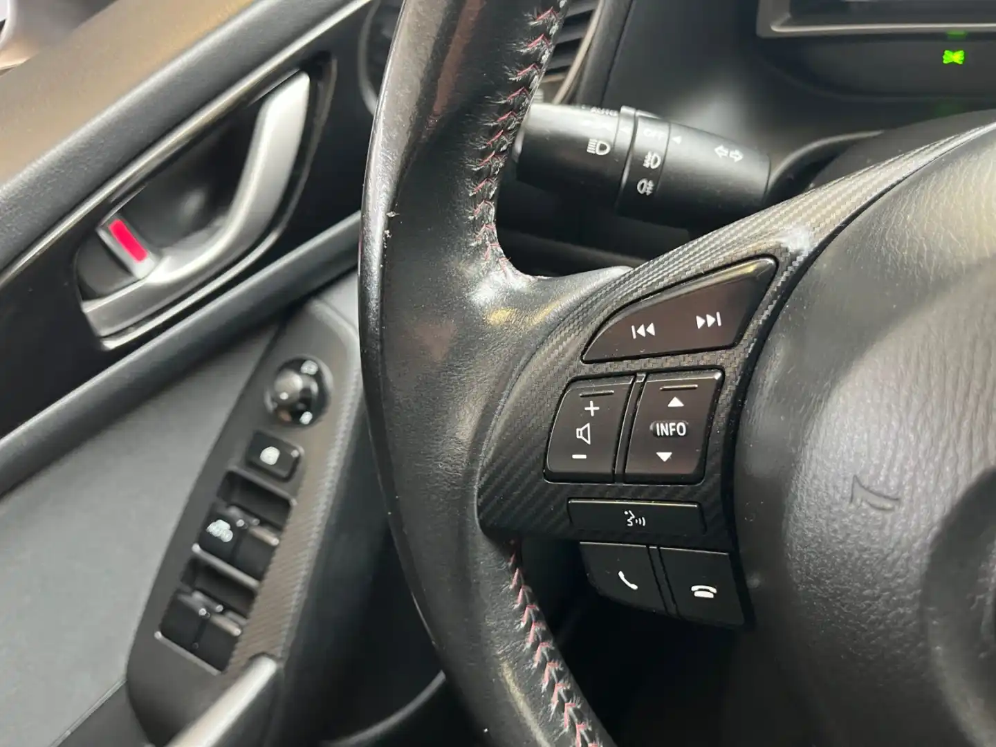car-image