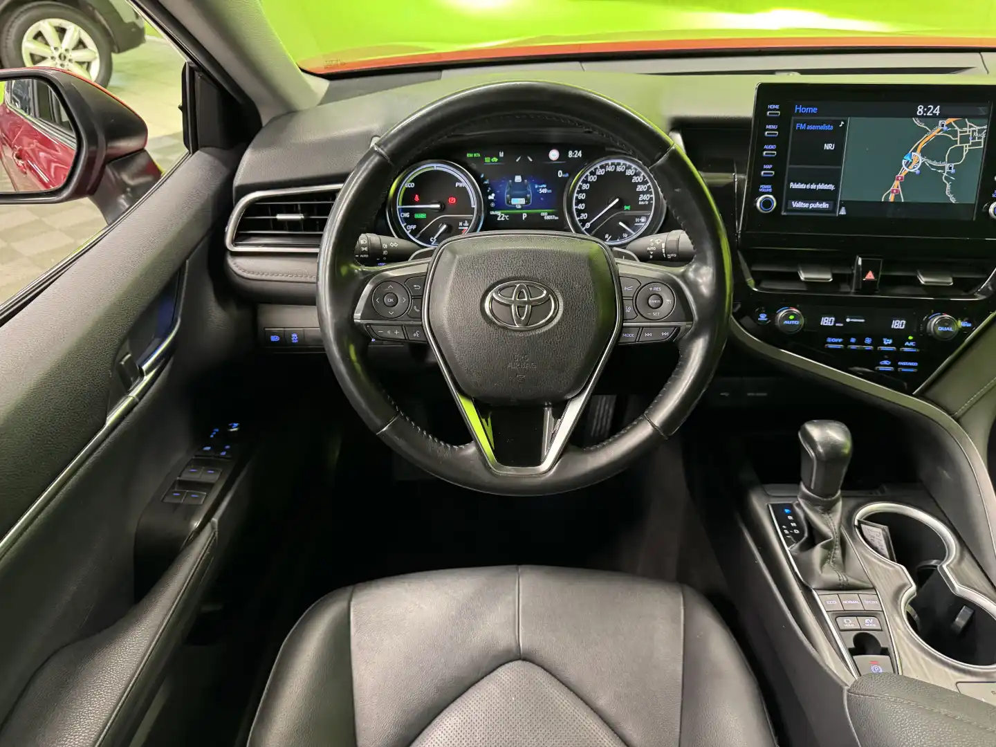 car-image