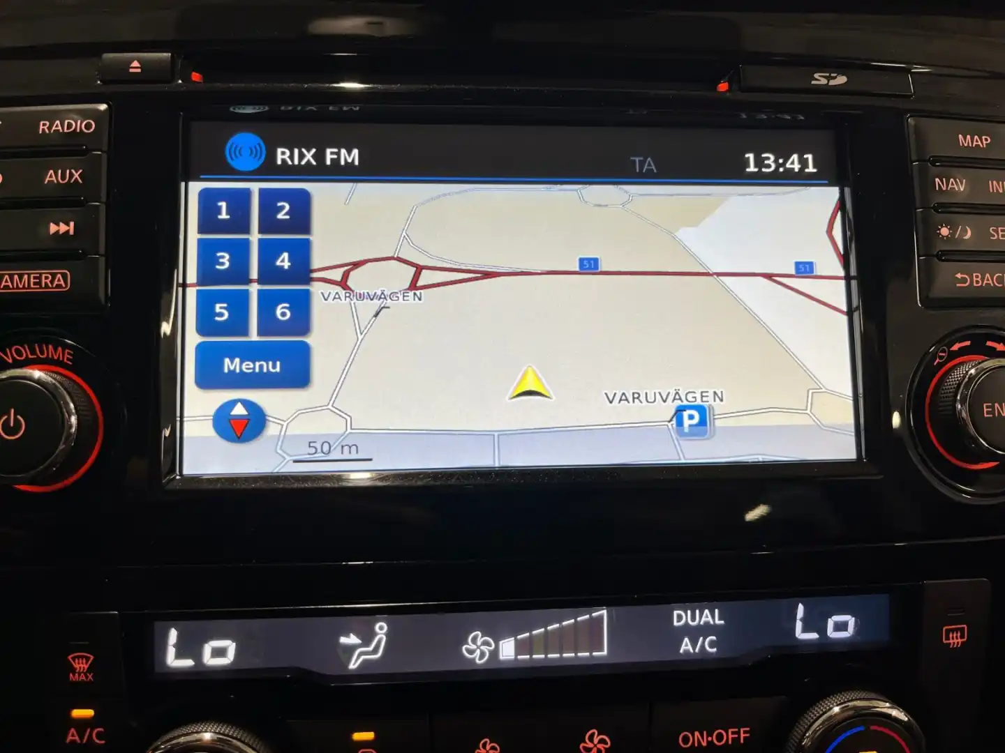 car-image