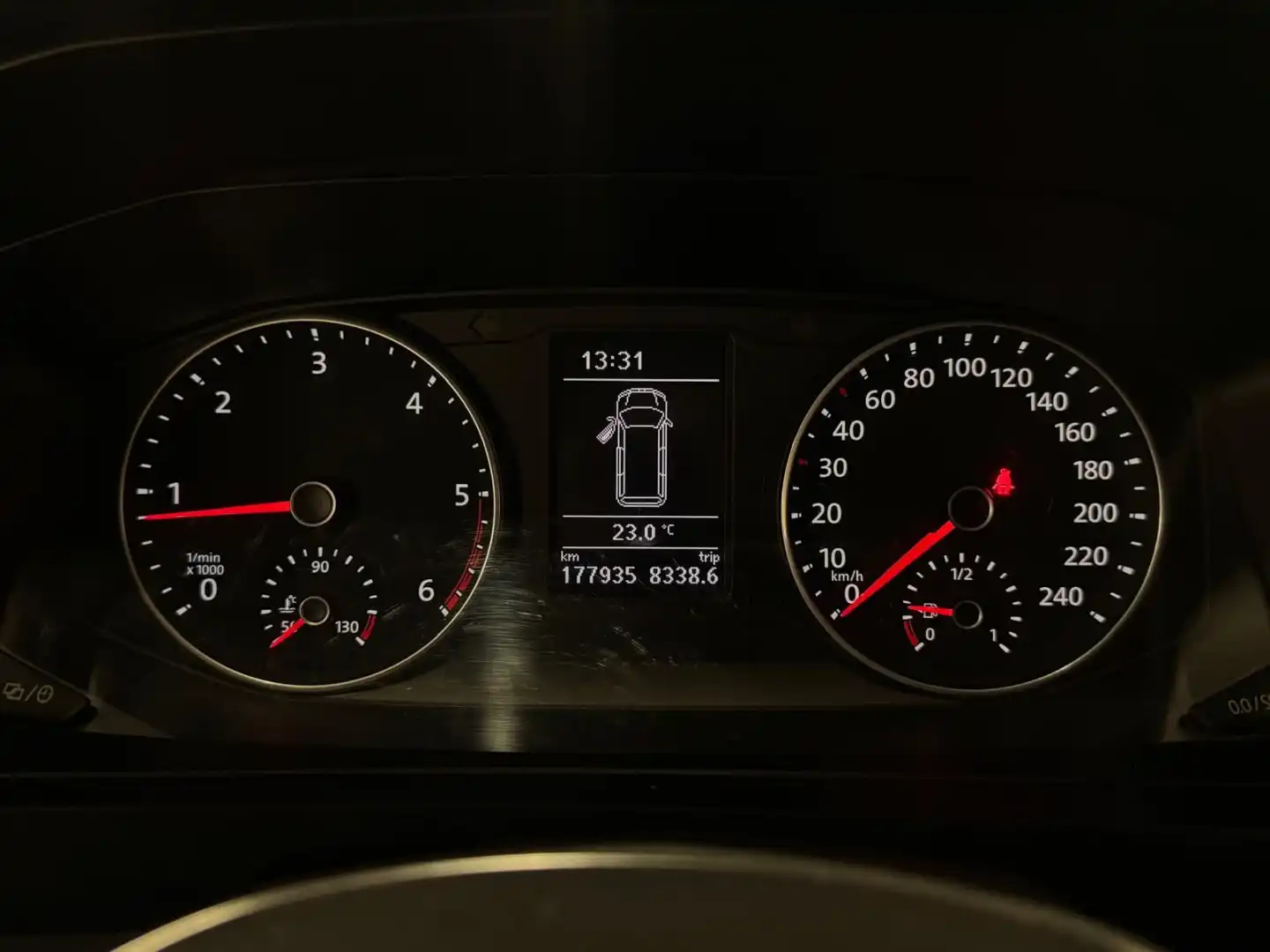 car-image