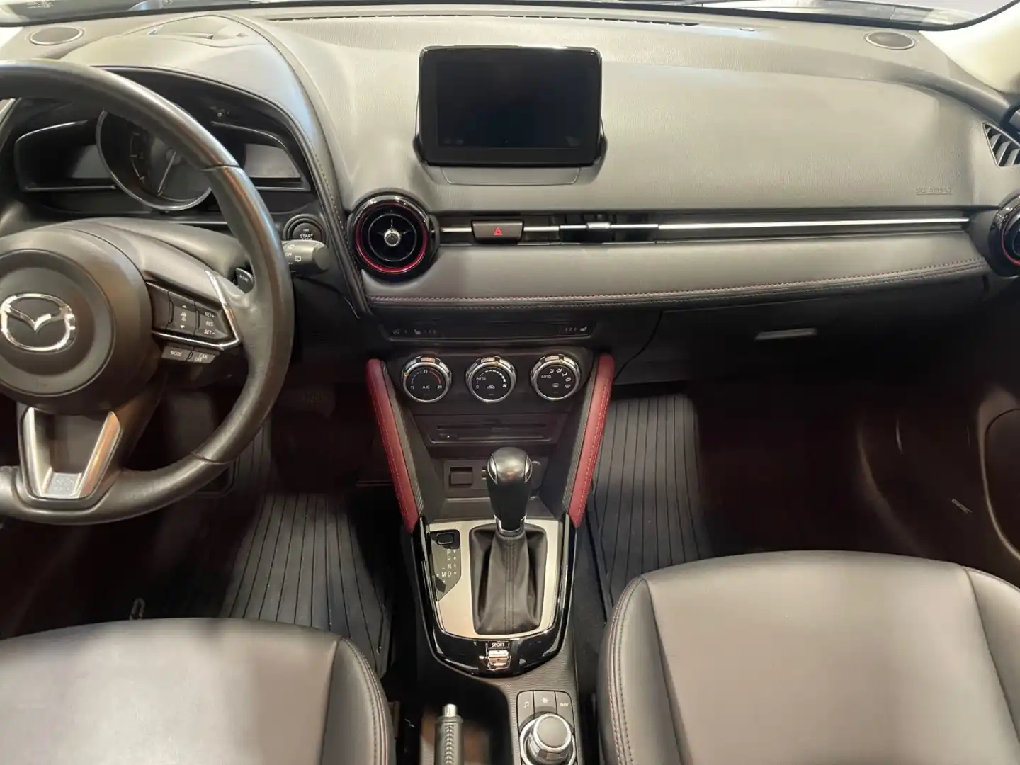 car-image