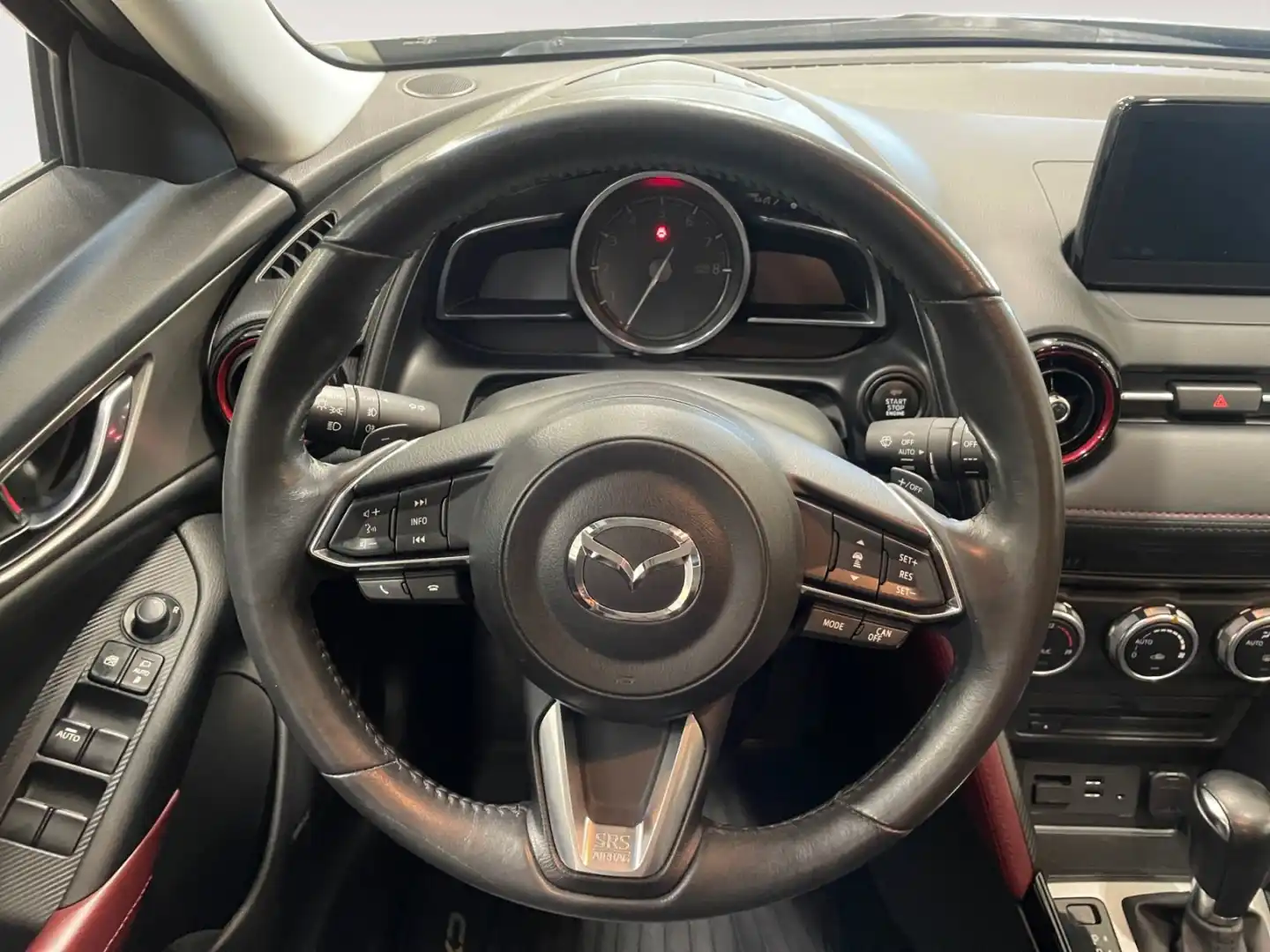 car-image