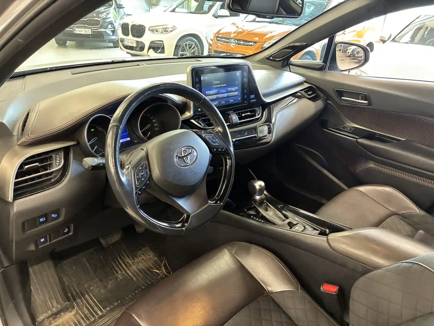 car-image