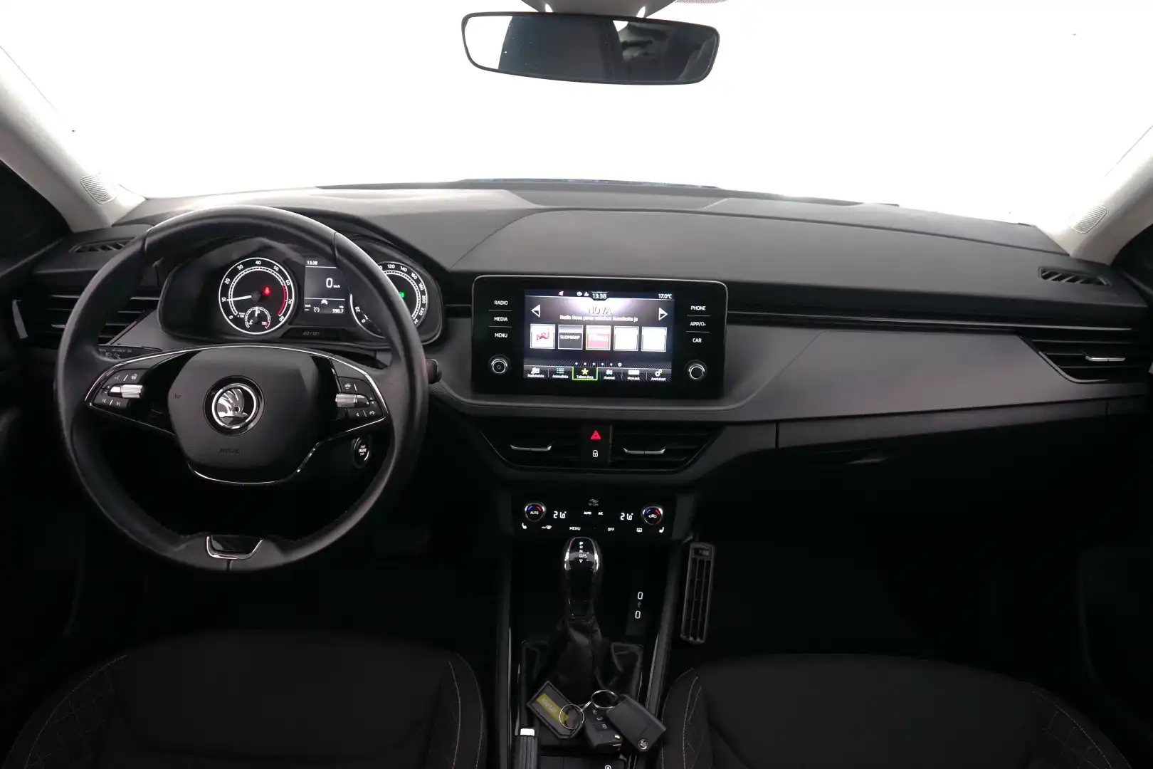 car-image