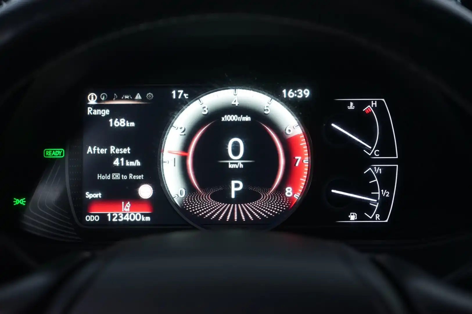car-image